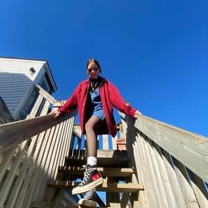 Meet your Posher, Amelia